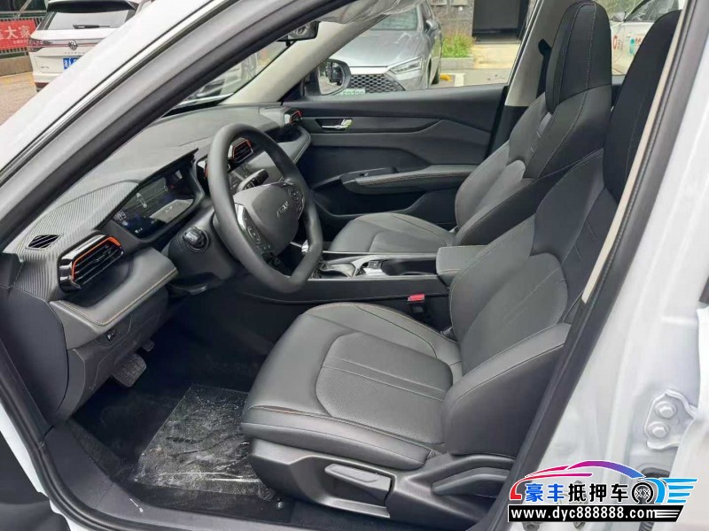 24年东风风神奕炫轿车抵押车出售