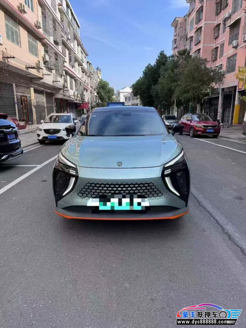 24年东风雷霆轿车抵押车出售