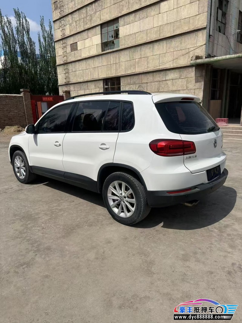 15年大众途观轿车抵押车出售