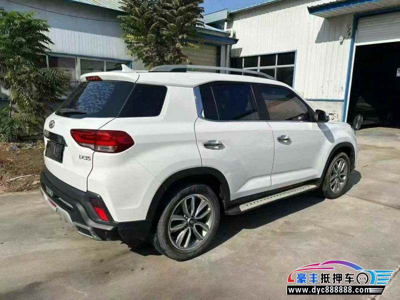 19年现代ix35轿车抵押车出售