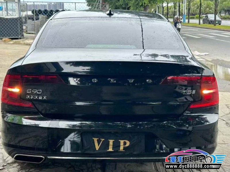 19年沃尔沃S90轿车抵押车出售