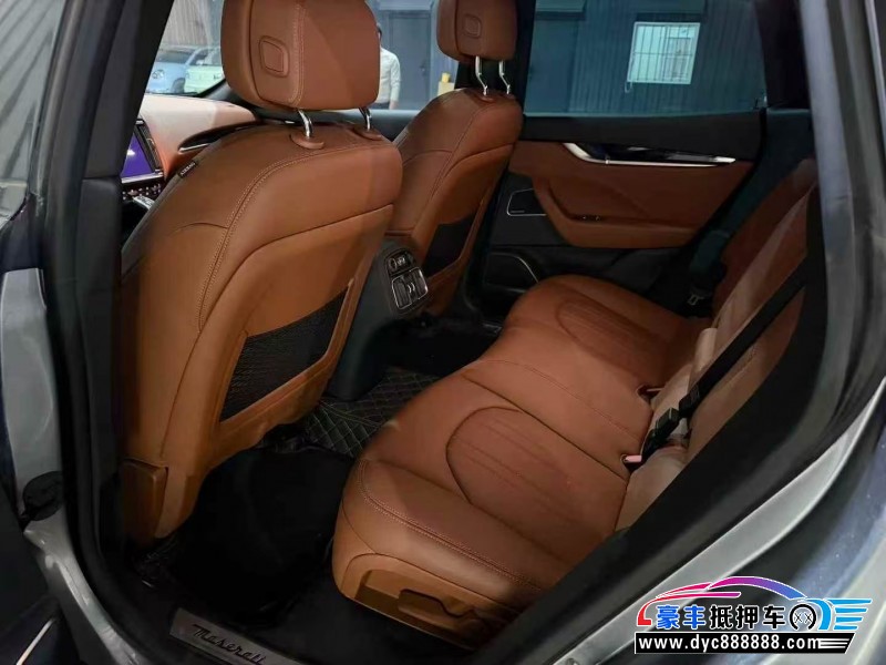 23年玛莎拉蒂莱万特轿车抵押车出售