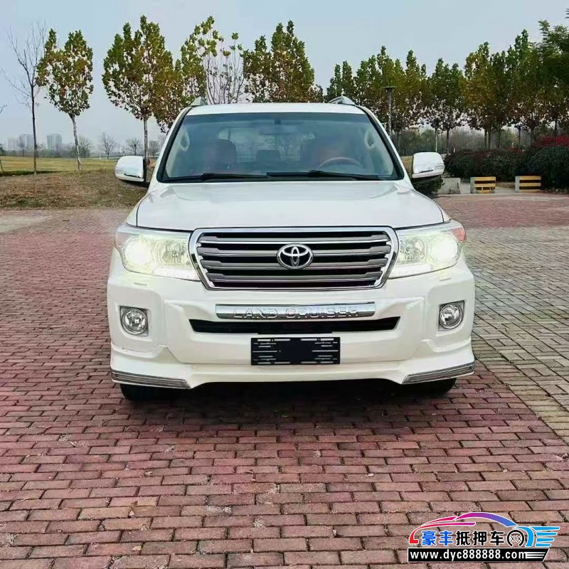 15年丰田兰德酷路泽（陆巡）轿车抵押车出售