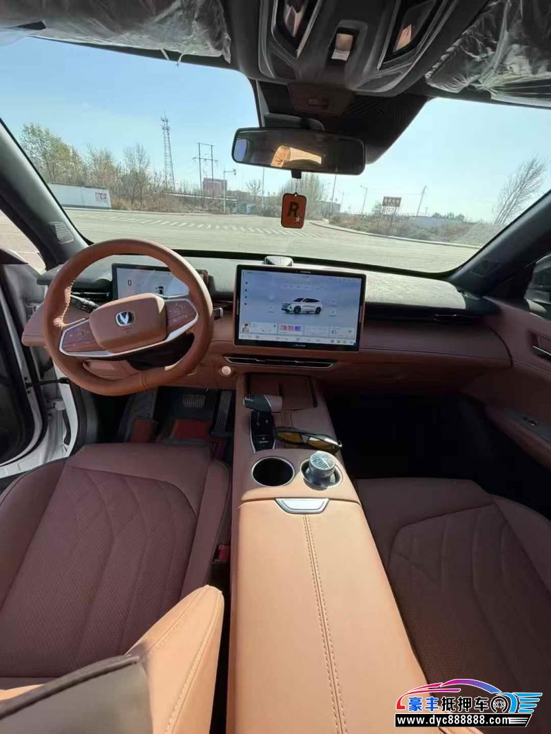 25年长安长安UNI轿车抵押车出售