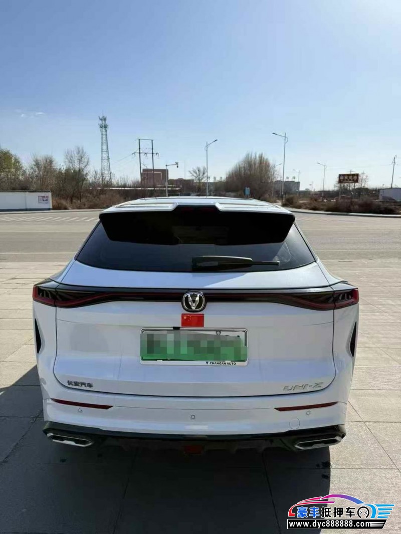 25年长安长安UNI轿车抵押车出售