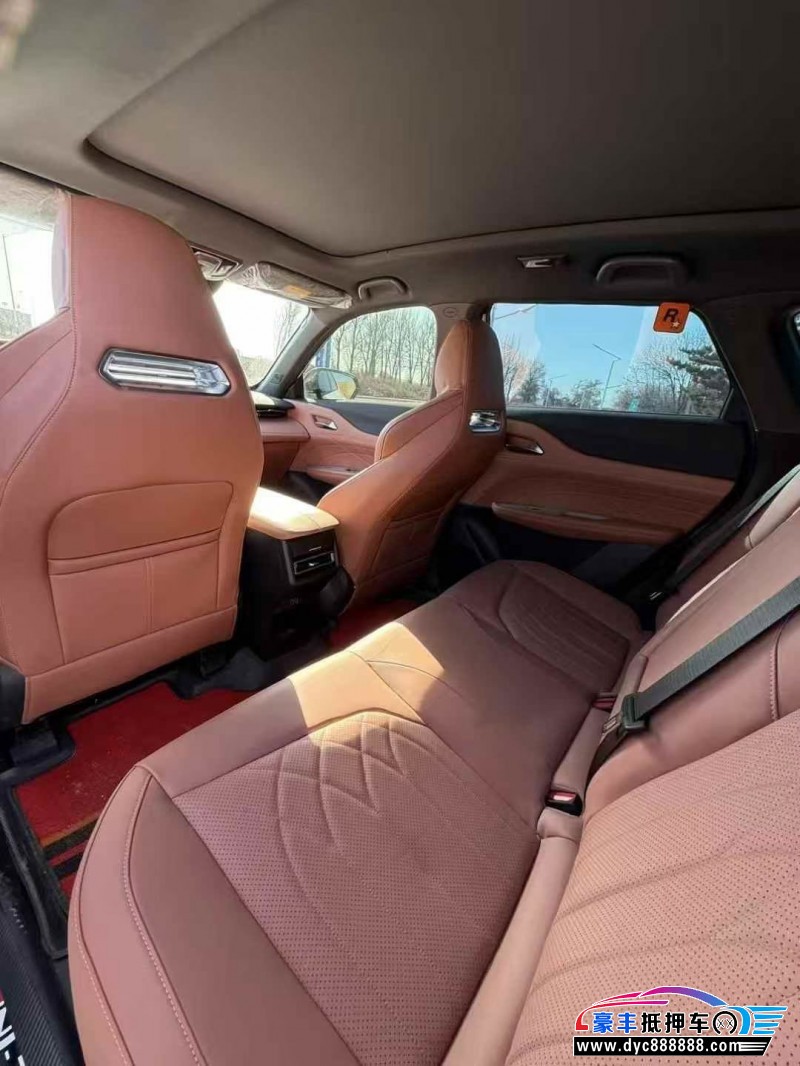 25年长安长安UNI轿车抵押车出售