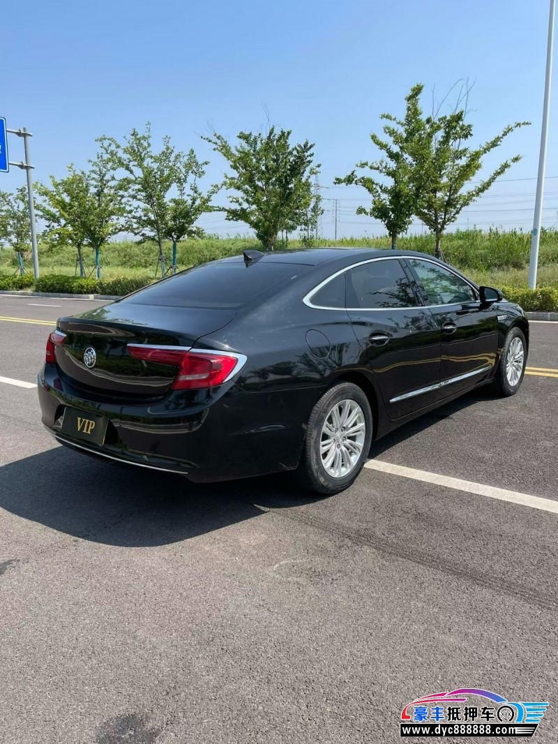 18年别克君越轿车抵押车出售