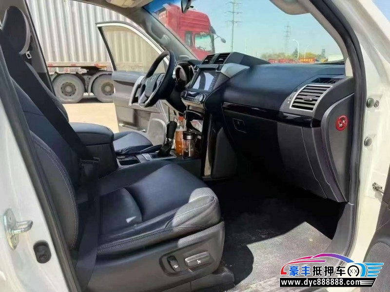 18年丰田普拉多（霸道）轿车抵押车出售