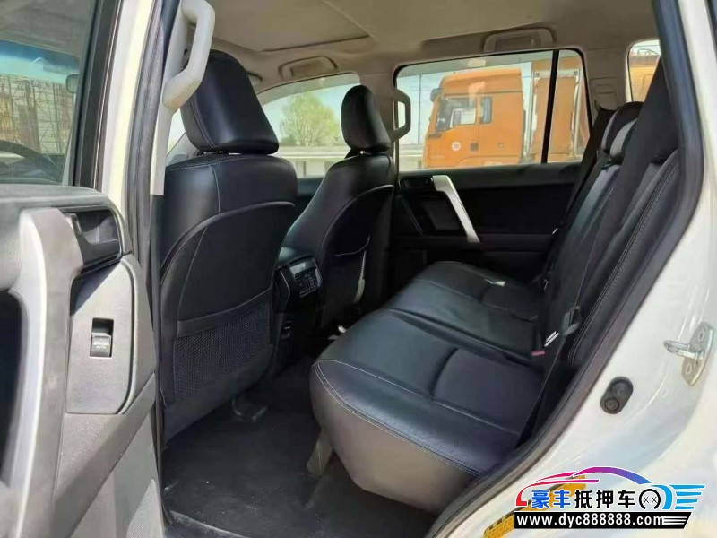 18年丰田普拉多（霸道）轿车抵押车出售