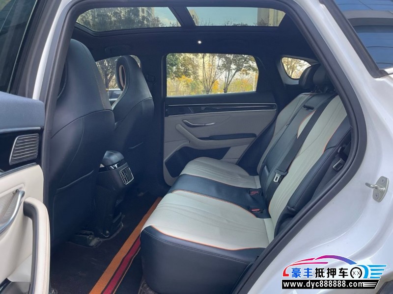 23年比亚迪宋轿车抵押车出售