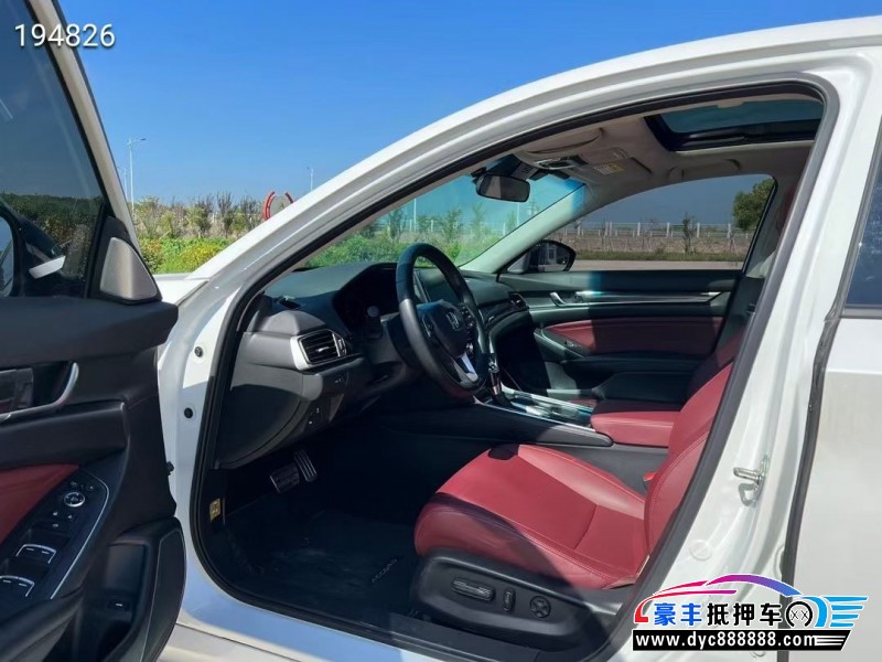 22年本田雅阁轿车抵押车出售