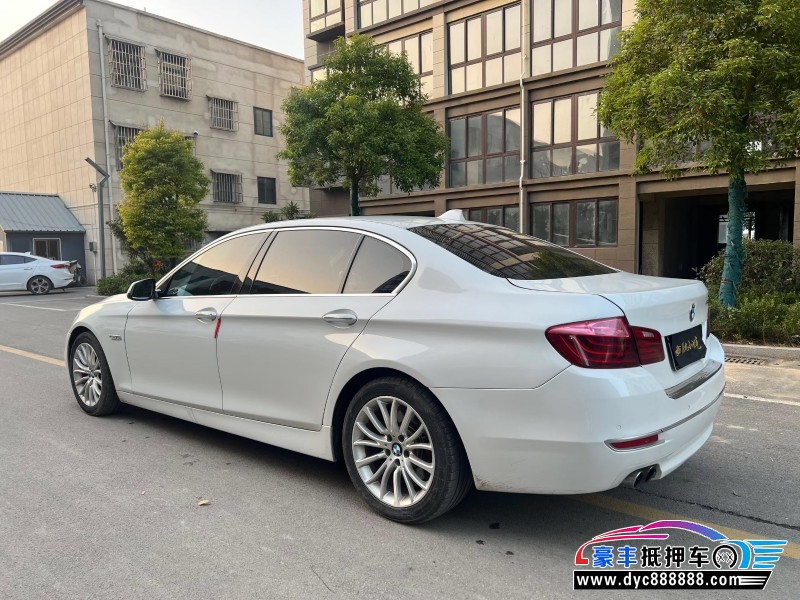 17年宝马5系轿车抵押车出售