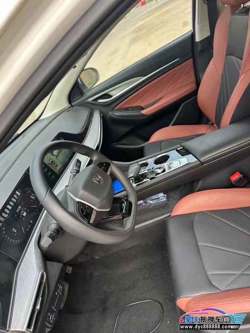 24年长安逸动轿车抵押车出售