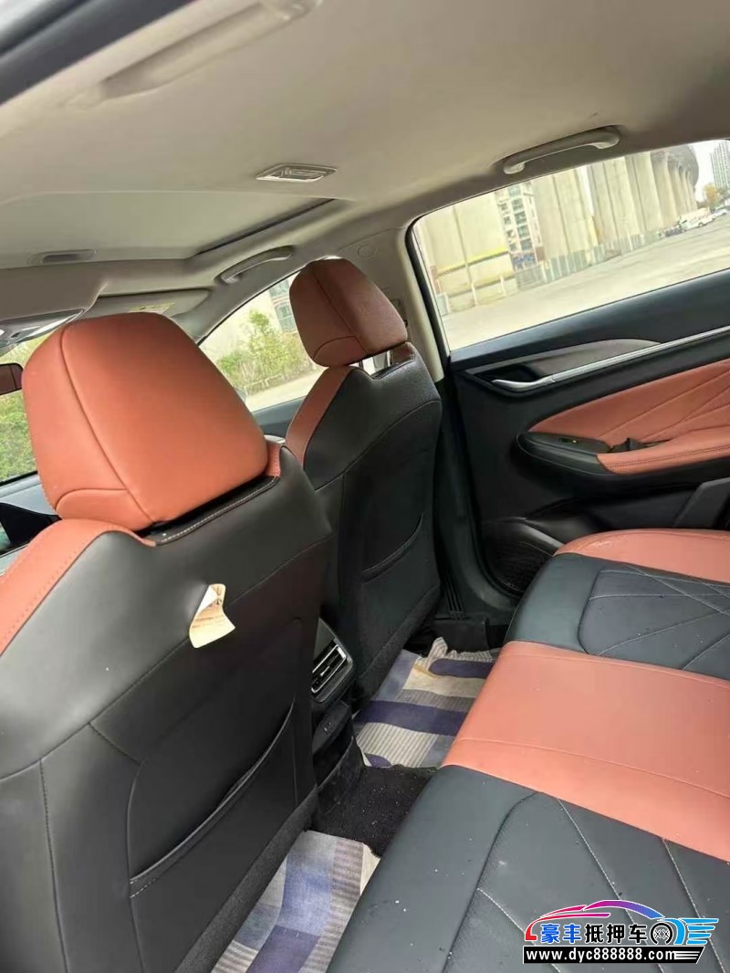 24年长安逸动轿车抵押车出售