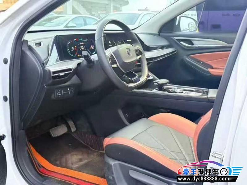 24年长安逸动轿车抵押车出售