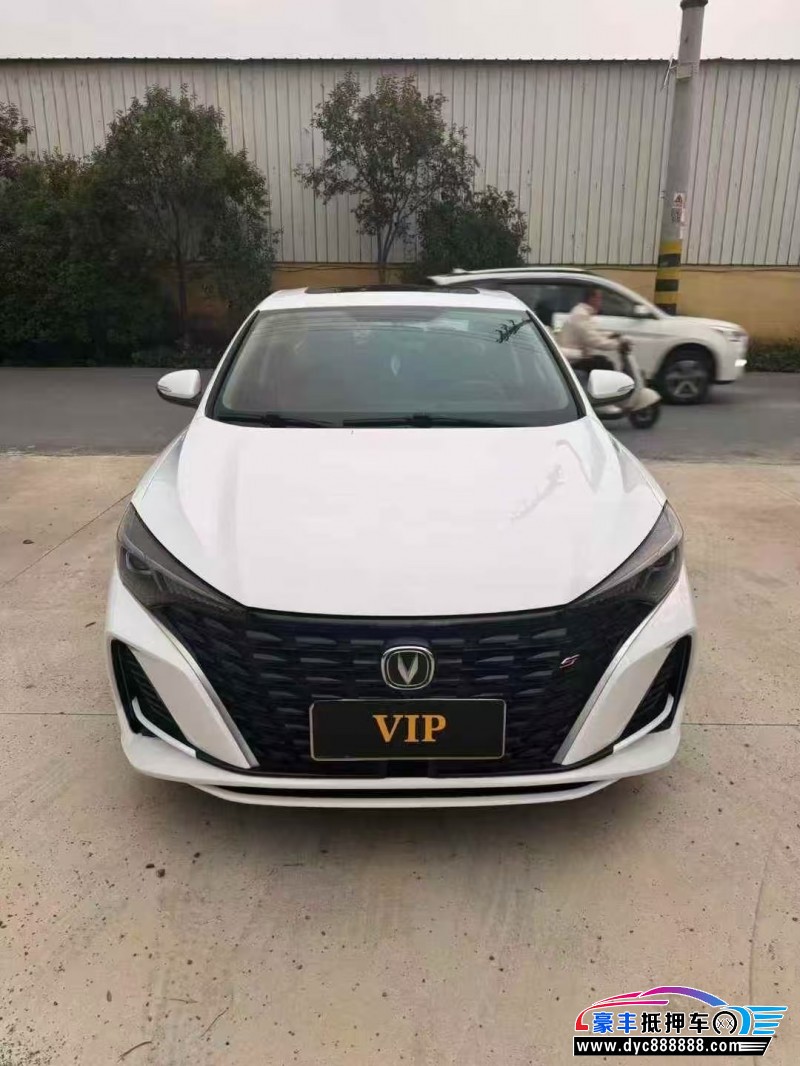 21年长安逸动轿车抵押车出售