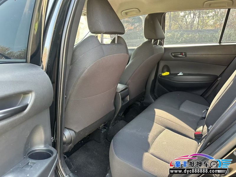 24年丰田锋兰达轿车抵押车出售