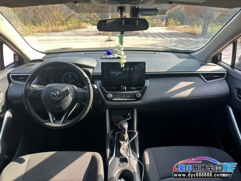 24年丰田锋兰达轿车抵押车出售