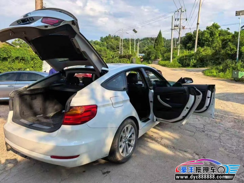 16年宝马3系轿车抵押车出售