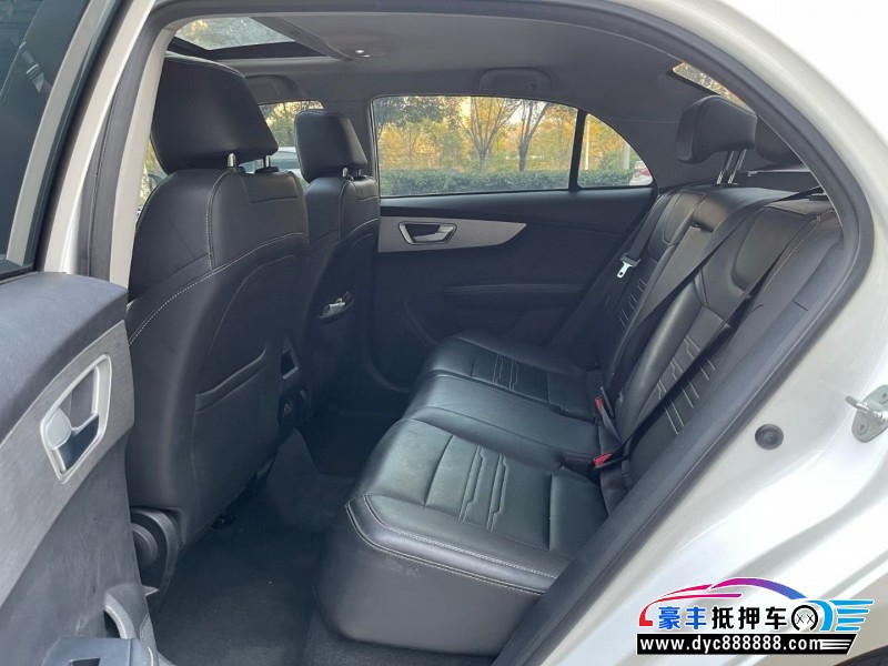 23年比亚迪秦轿车抵押车出售