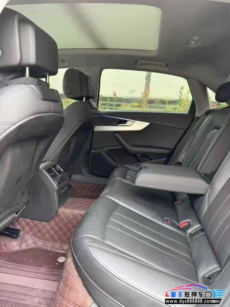 22年奥迪A4L轿车抵押车出售