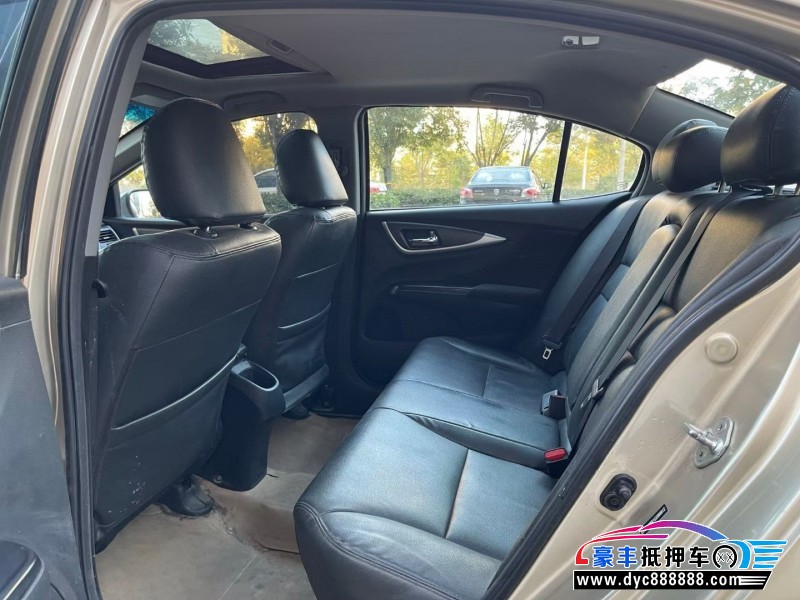 16年本田凌派轿车抵押车出售