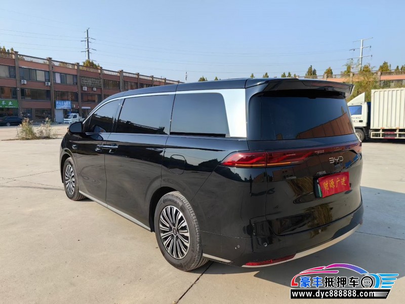 25年比亚迪夏轿车抵押车出售