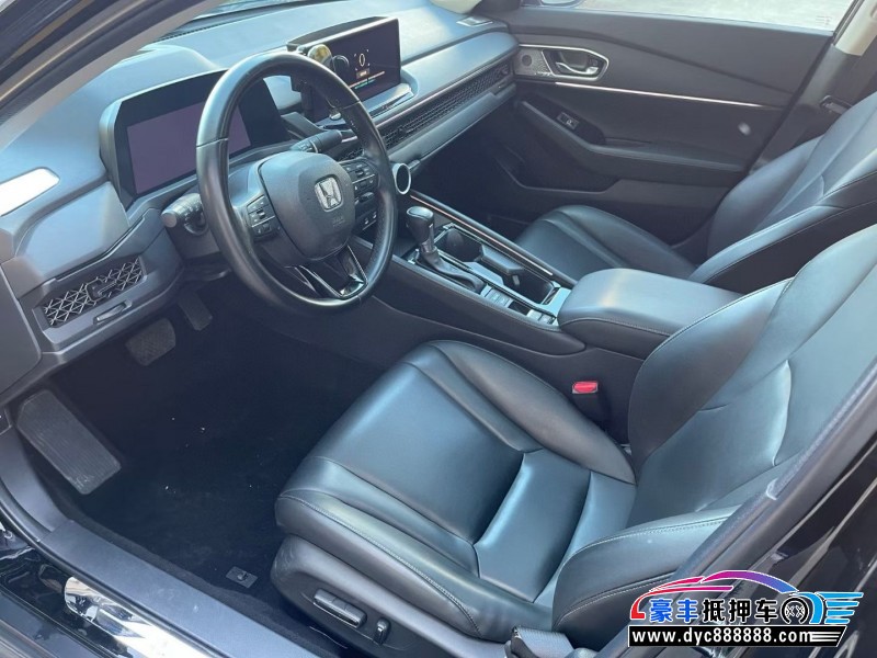 24年本田雅阁轿车抵押车出售