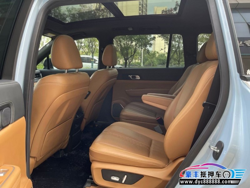 21年理想ONE轿车抵押车出售