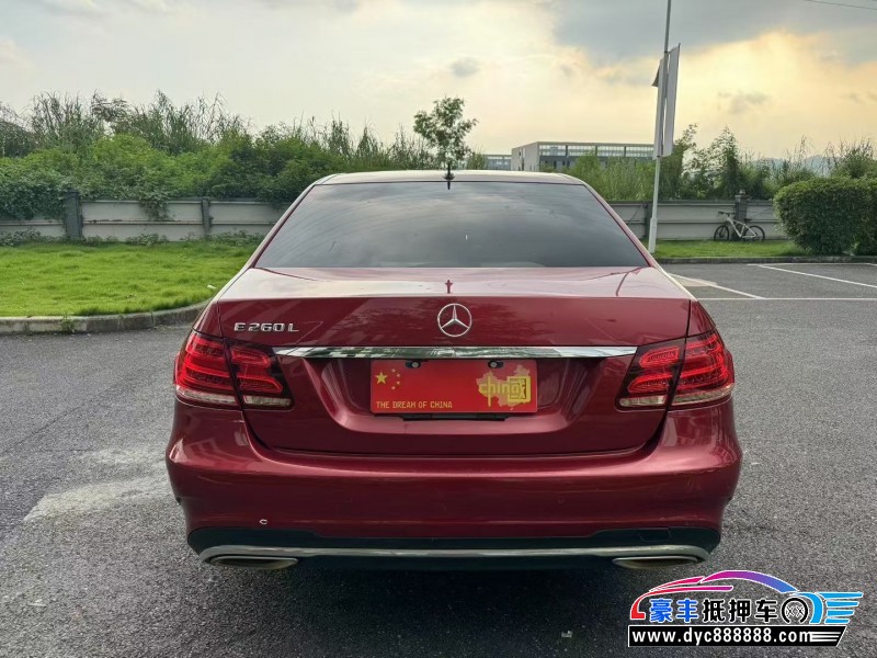 14年奔驰E轿车抵押车出售