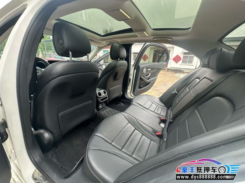 20年奔驰C轿车抵押车出售