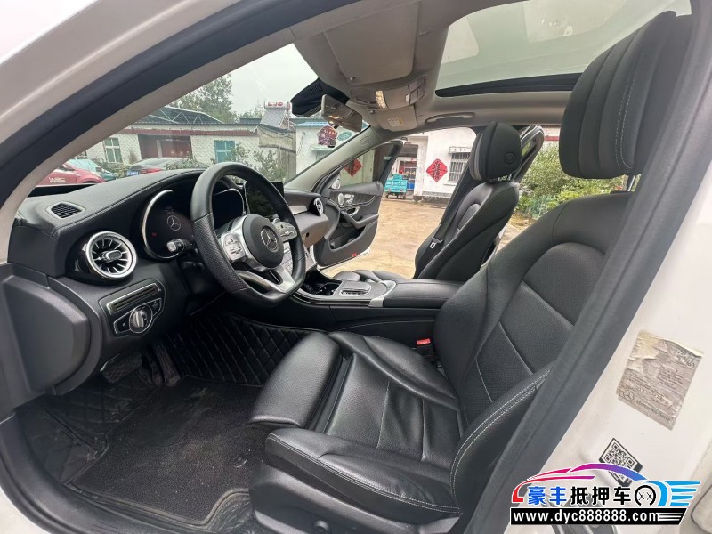 20年奔驰C轿车抵押车出售