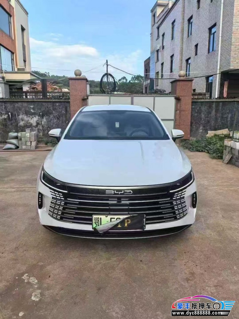 24年比亚迪驱逐舰轿车抵押车出售