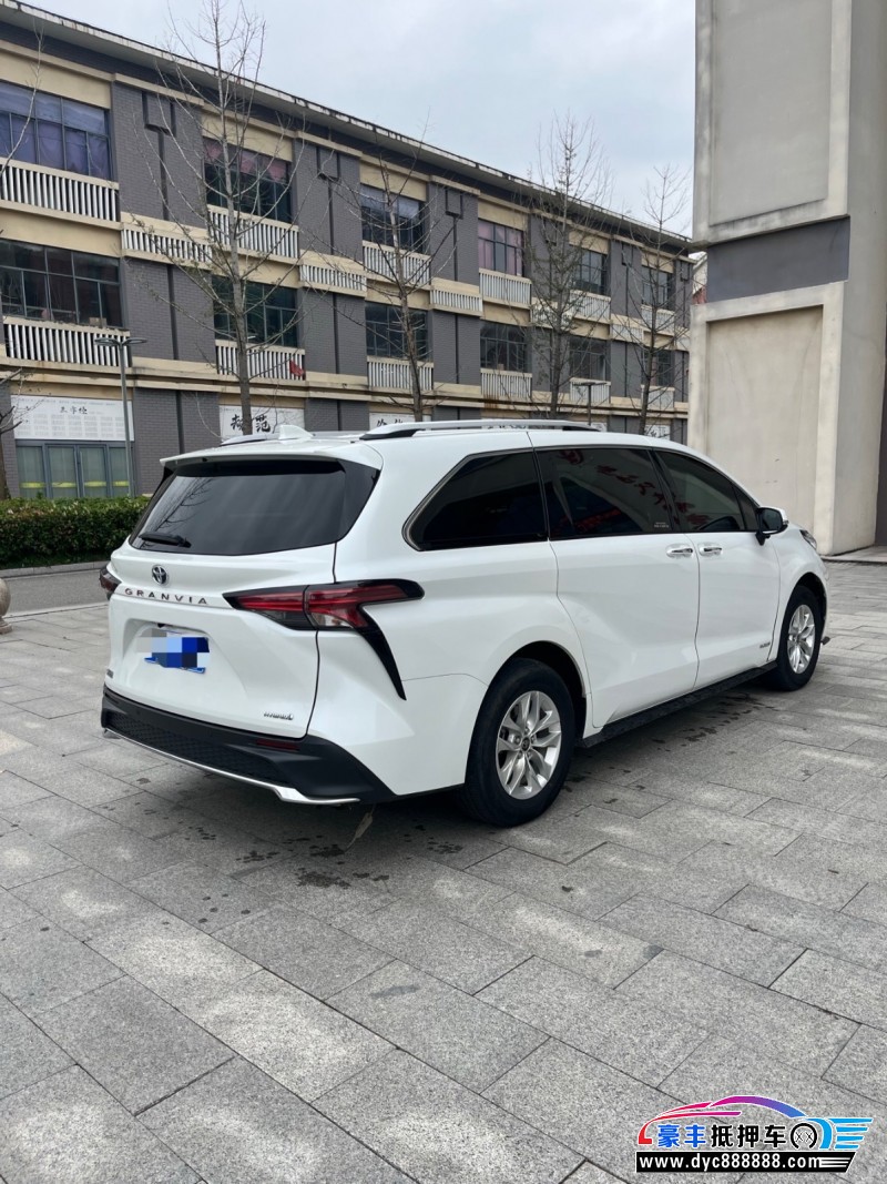 24年丰田格瑞维亚MPV抵押车出售