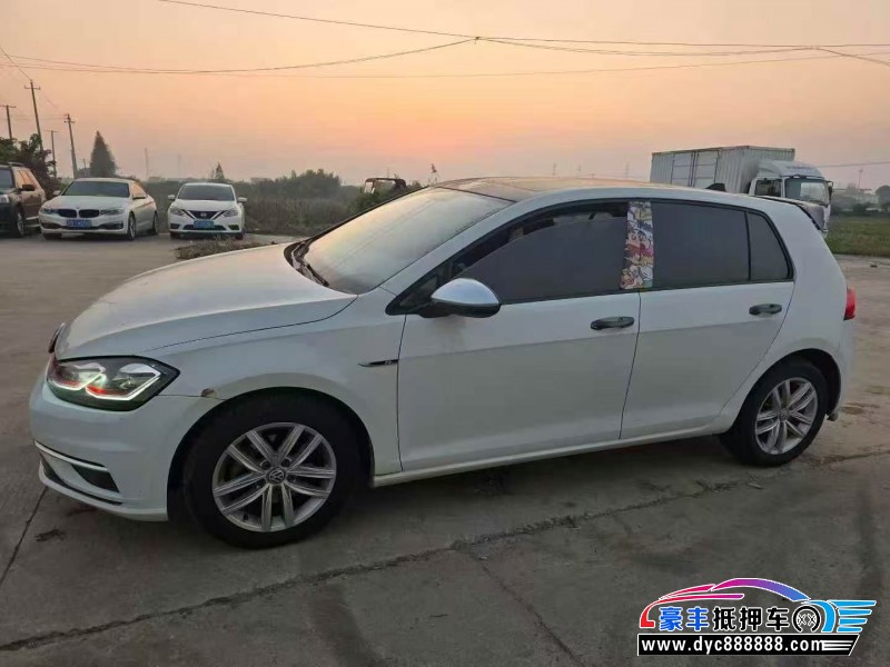 18年大众高尔夫轿车抵押车出售