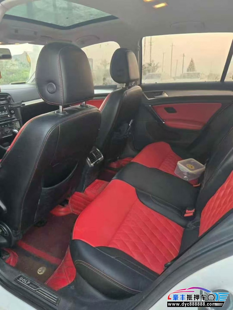 18年大众高尔夫轿车抵押车出售