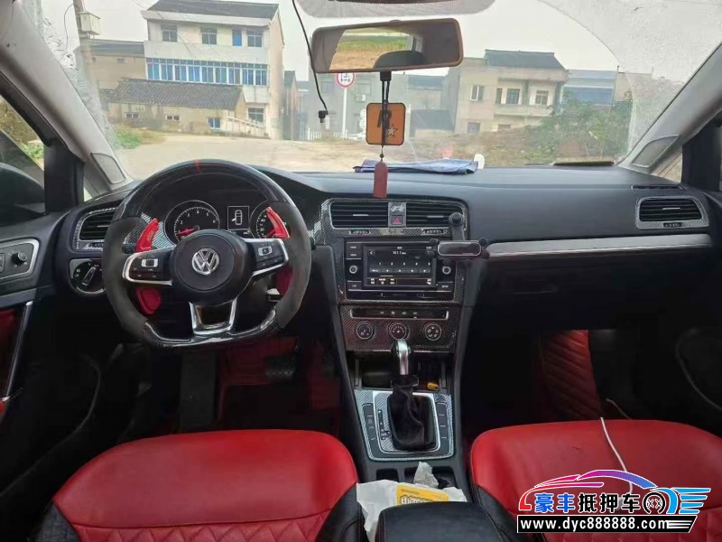 18年大众高尔夫轿车抵押车出售