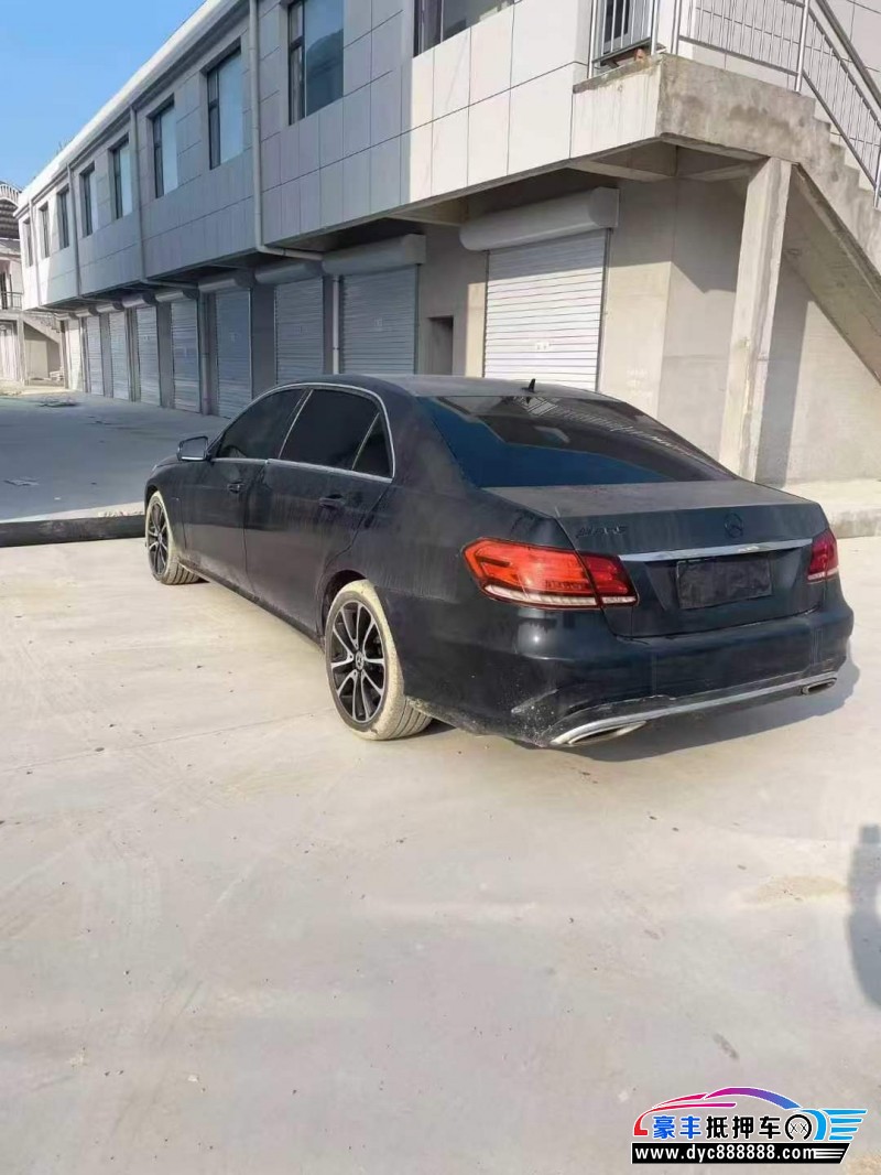 14年奔驰E轿车抵押车出售