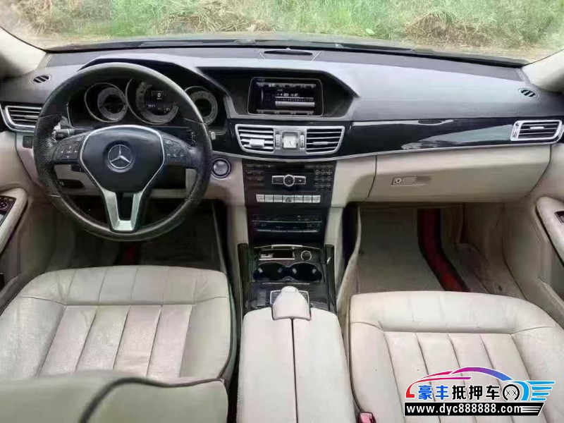 15年奔驰E轿车抵押车出售