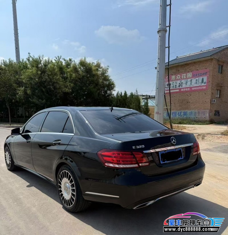 15年奔驰E轿车抵押车出售