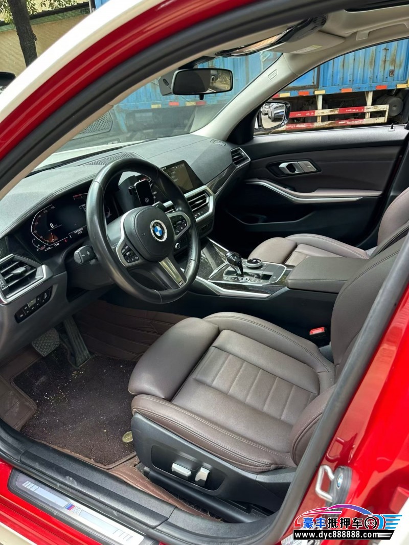 21年宝马3系轿车抵押车出售