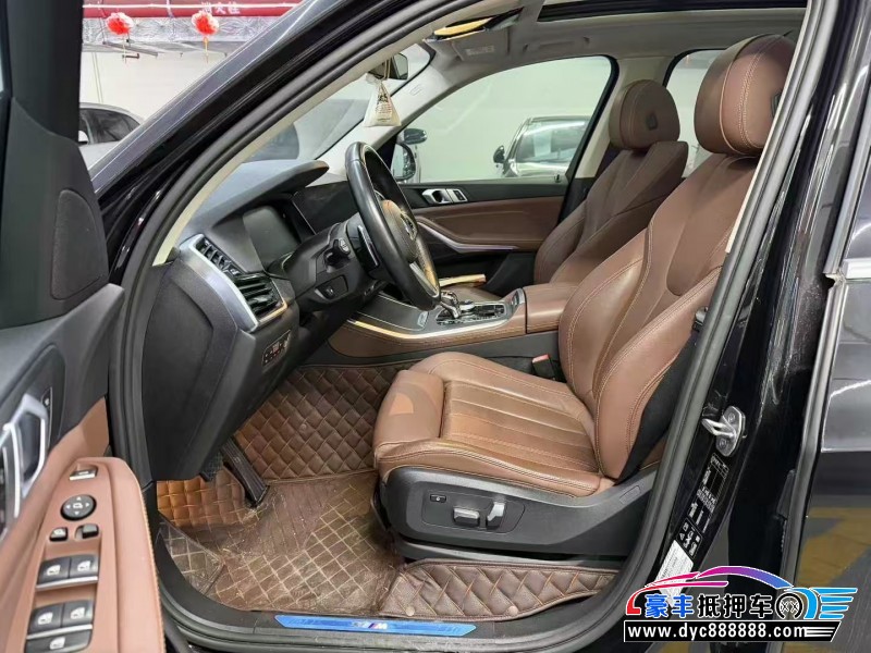 19年宝马X5轿车抵押车出售