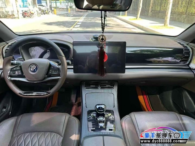 20年比亚迪汉轿车抵押车出售