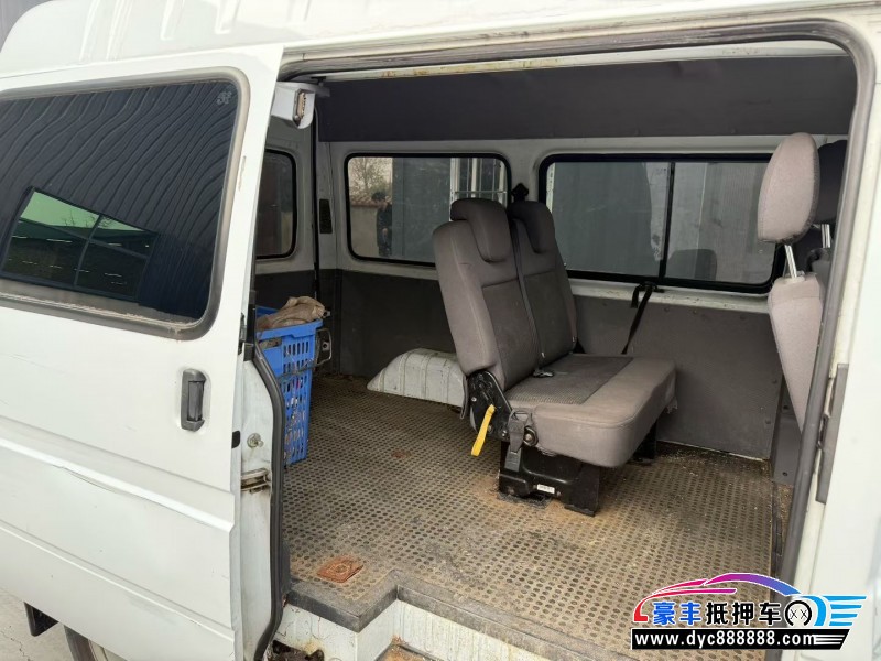 20年江铃特顺轿车抵押车出售