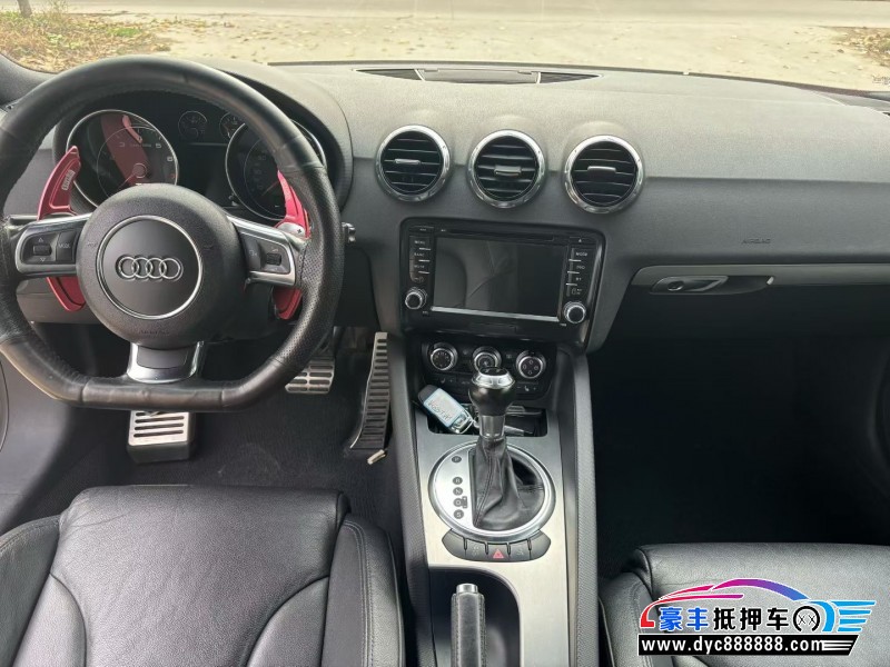 13年奥迪TT轿车抵押车出售