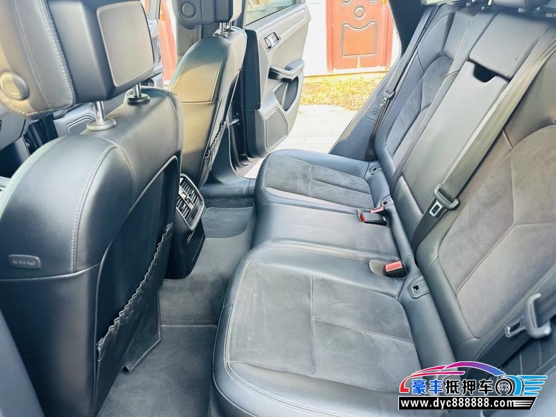 16年保时捷Macan迈凯轿车抵押车出售