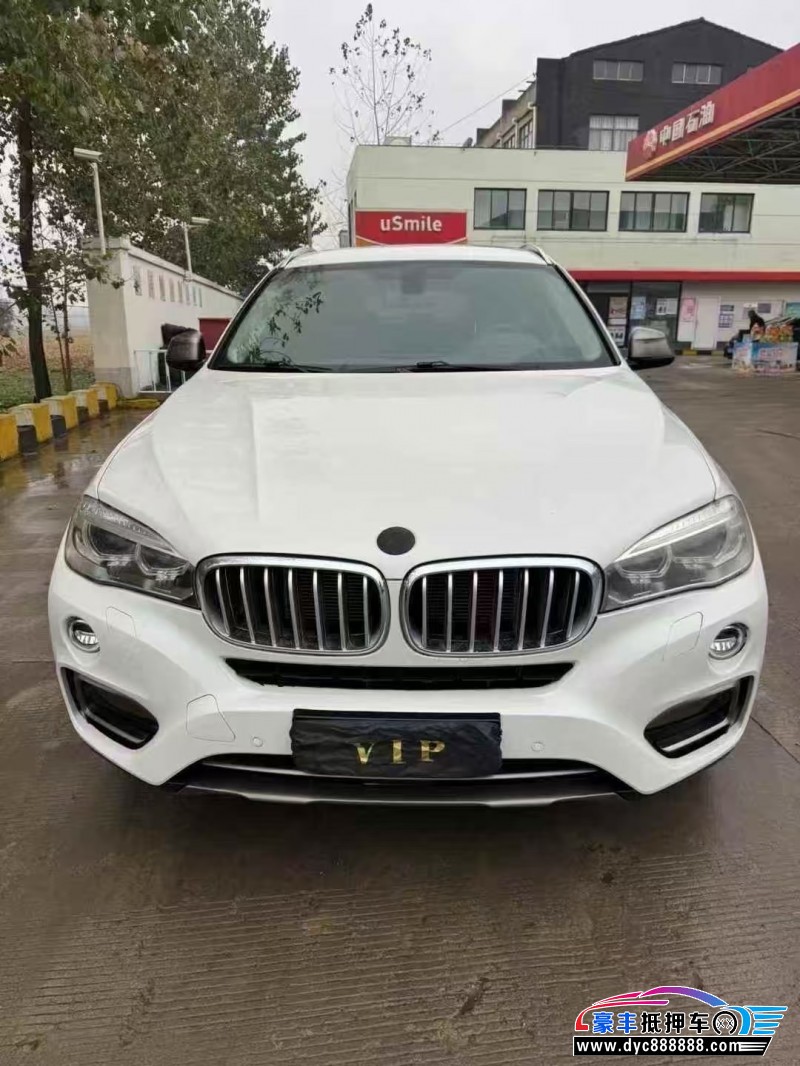 抵押车出售17年宝马X4轿车