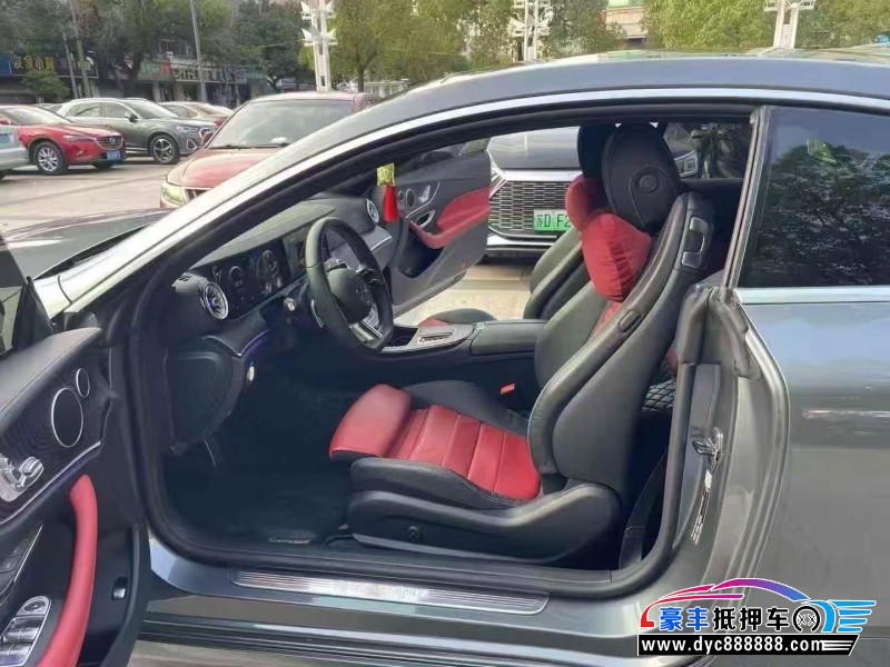 21年奔驰E轿车抵押车出售