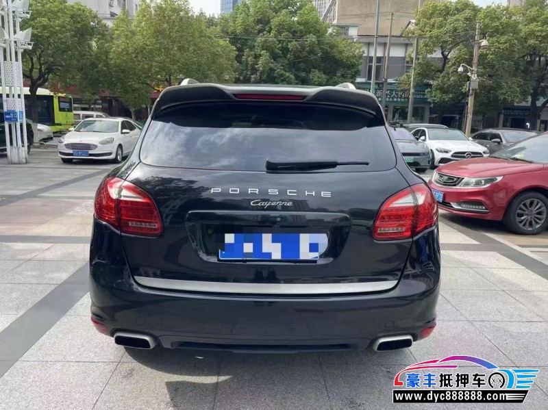 14年保时捷卡宴轿车抵押车出售