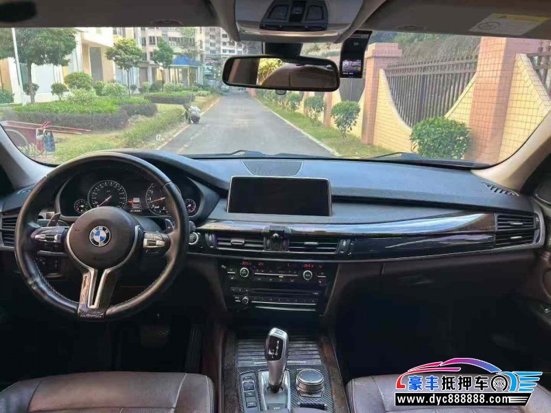 18年宝马X5轿车抵押车出售
